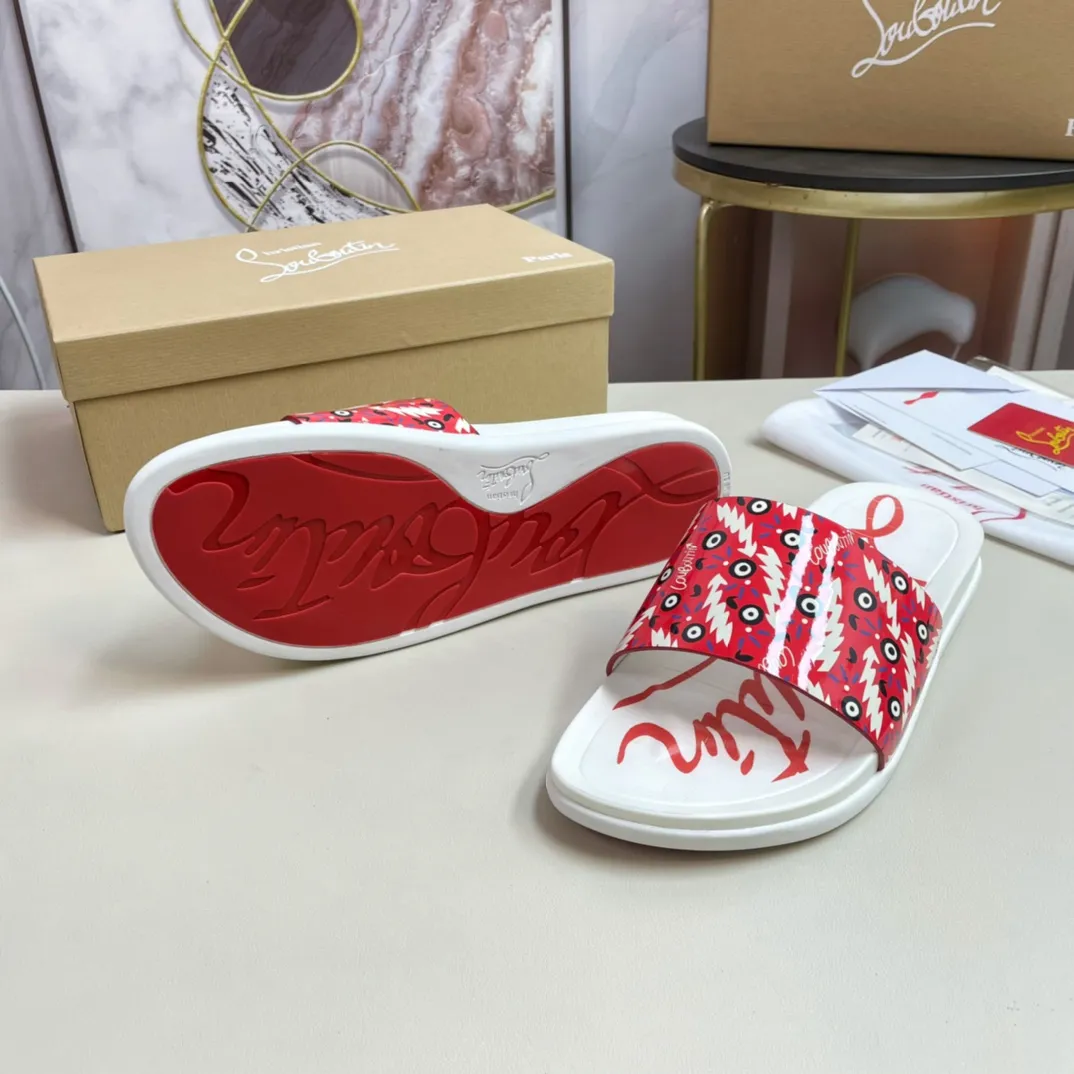 [CL red sole shoes] P: 300💰 size 38-45 Men's classic slippers, made on the official website 1:1, the original factory specializes in original materials ➖ OEM 3D printing pattern production ➖ Ultra-light non-slip outsole. Super fashionable and super comfortable, handsome on the feet, a must-have for men in summer! !